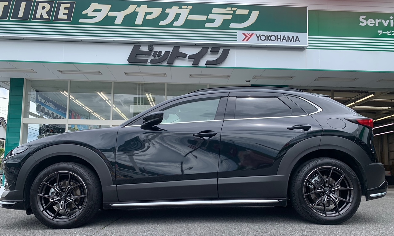 MAZDA CX-30 | タイヤはピットイン